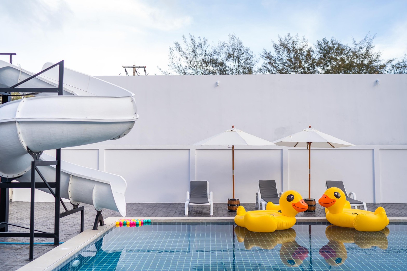 HR15067 บ้านพักใกล้ทะเลชะอำ The Great Beach Pool Villa Cha Am