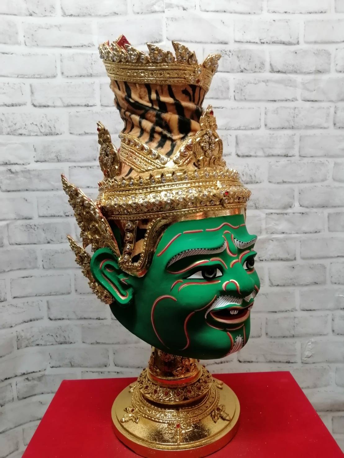 ปู่เพชรฉลูกัณฐ์