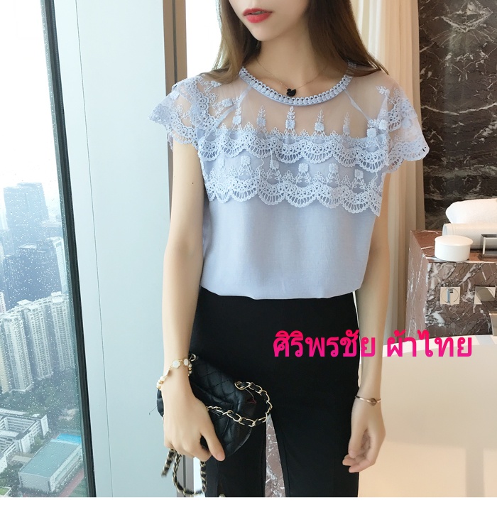 เสื้อทำงานชีฟองเกาหลีสีฟ้าอ่อนแต่งผ้าลูกไม้ตาข่าย เสื้อชีฟองเกาหลีแต่งลูกไม้ เสื้อทำงานเกาหลีคอแต่งโบว์ เสื้อสมัครงาน ชุดสมัครงาน เสื้อลูกไม้เกาหลีใส่กับผ้าถุง เสื้อลูกไม้จากจีนใส่กับผ้าซิ่น