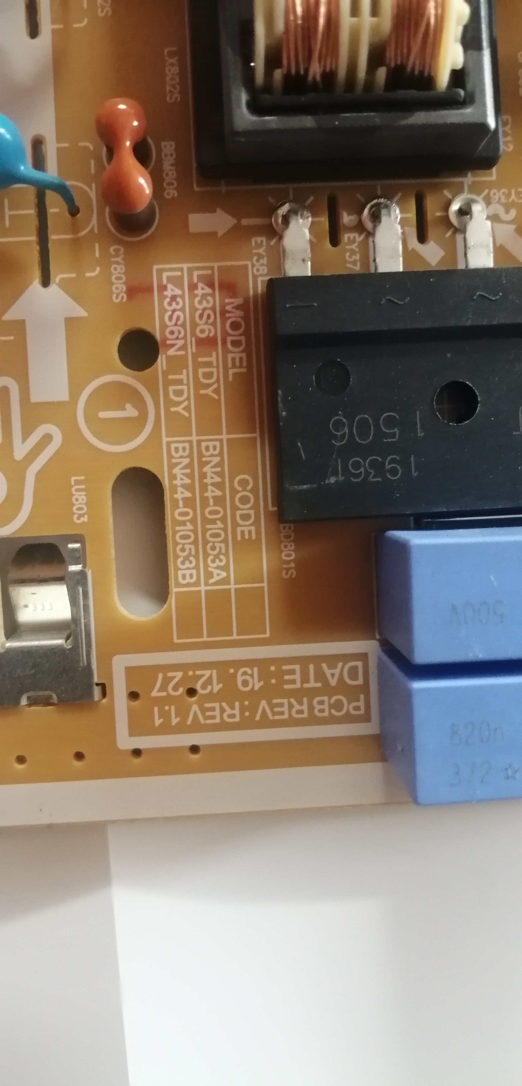 เมนบรอดซัมซุงUA43TU700KXXT:BN94-15314U :BN41-02751A-000