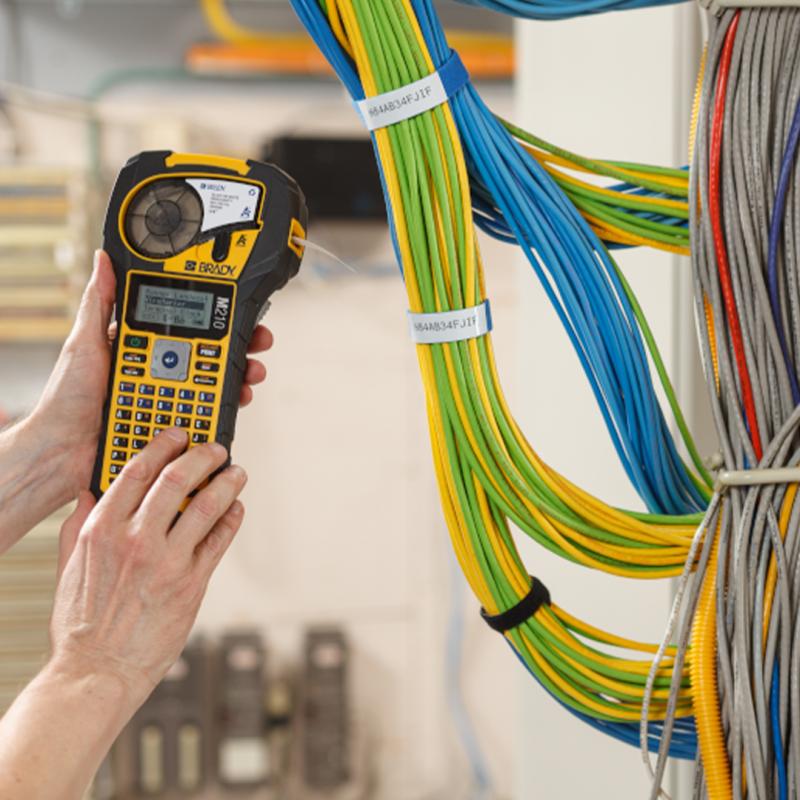 เครื่องพิมพ์สติ๊กเกอร์ BRADY M210 - BRADY LABEL PRINTER