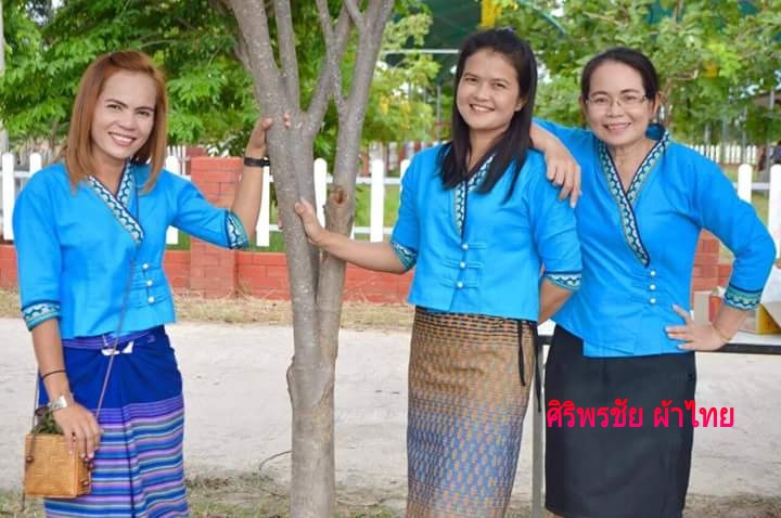 ภาพรีวิวว์จากลูค้า #ชุดสีฟ้าวันแม่ #เสื้อผ้าฝ้ายสีฟ้าวันแม่ Cr.ชัญญาภัค เทศบาลตำบลสระลงเรือ จังหวัดกาญจนบุรี ขอบคุณมากค่ะ