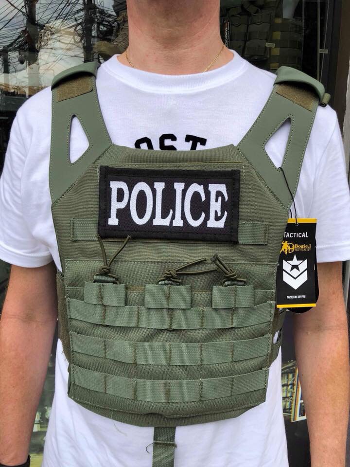 🔥New.สินค้ามาใหม่ครับ🔥 ปลอกเกราะ ผ้า Cordura มี สี ดำ เขียว ทราย 💰 1,500 บาท 📌สนใจรายการไหนเพิ่มเติมดูจากเว็บไซต์นี้ได้เลยครับ 📌❗️ราคาโปรโมชชั่นราคาพิเศษ ❗️📌 ✅ จำหน่ายอุปกรณ์ยุทธวิธีทุกช