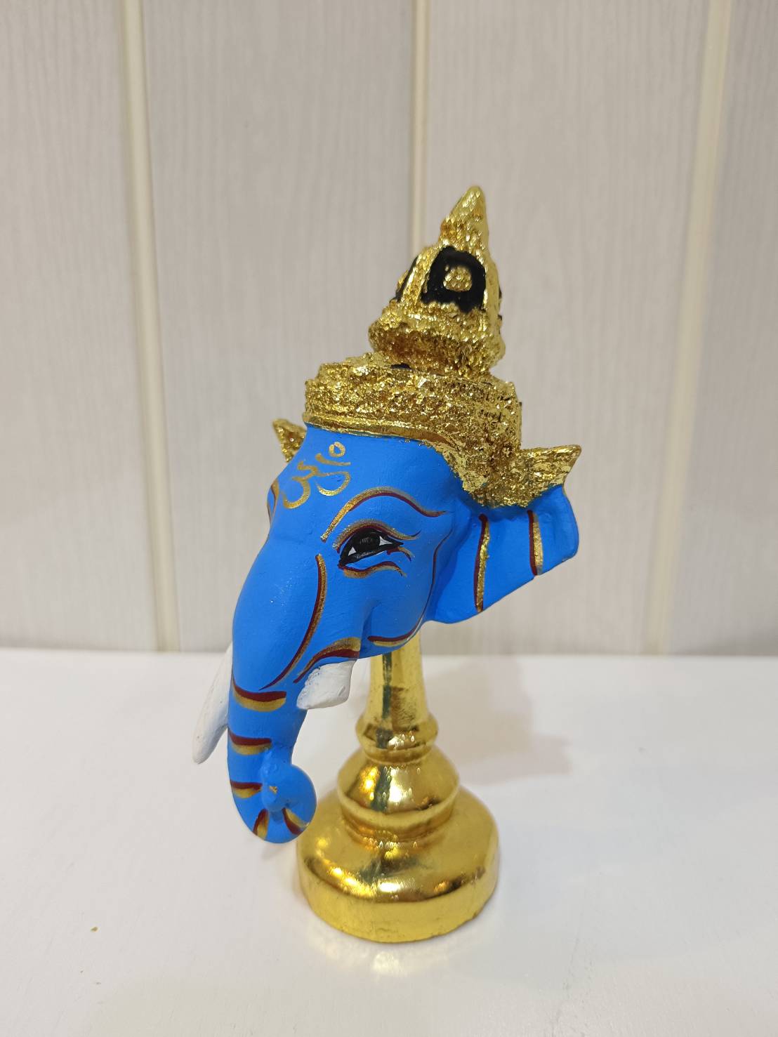 พระพิฆเนศ ขนาดจิ๋ว ขนาดตั้งหน้ารถ พร้อมฐานปิดทอง (สีฟ้า)