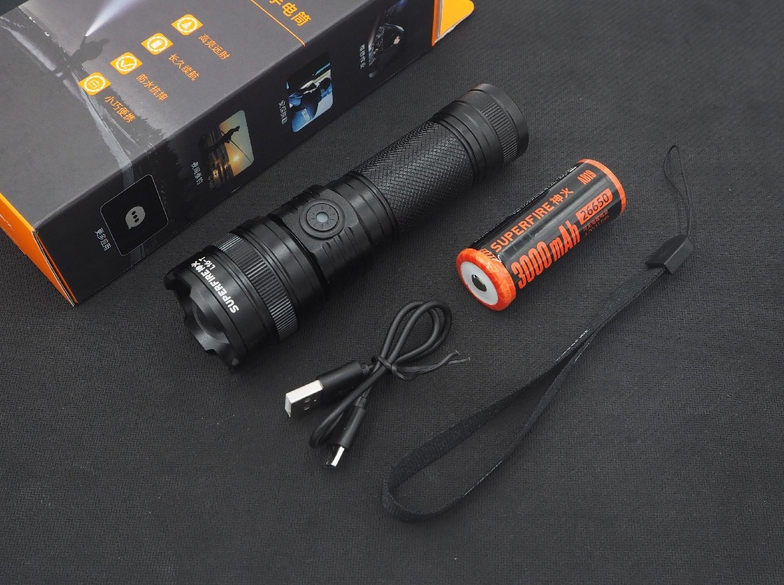 (loud volume) สินค้าใหม่ค่ะ 🔥 ไฟฉาย Supfire รุ่น L16-T 🔦 ตัวเรือนผลิตจาก 6061-T6 aviation aluminum 🔦 หลอด CREE XPE LED 15W 🔦 ความสว่างสูงสุด 900 Lumens 🔦 ระยะส่องสว่าง 300 เมตร Zoom ได้ 🔦 ใช้งานได้ยาวต่อเนื่
