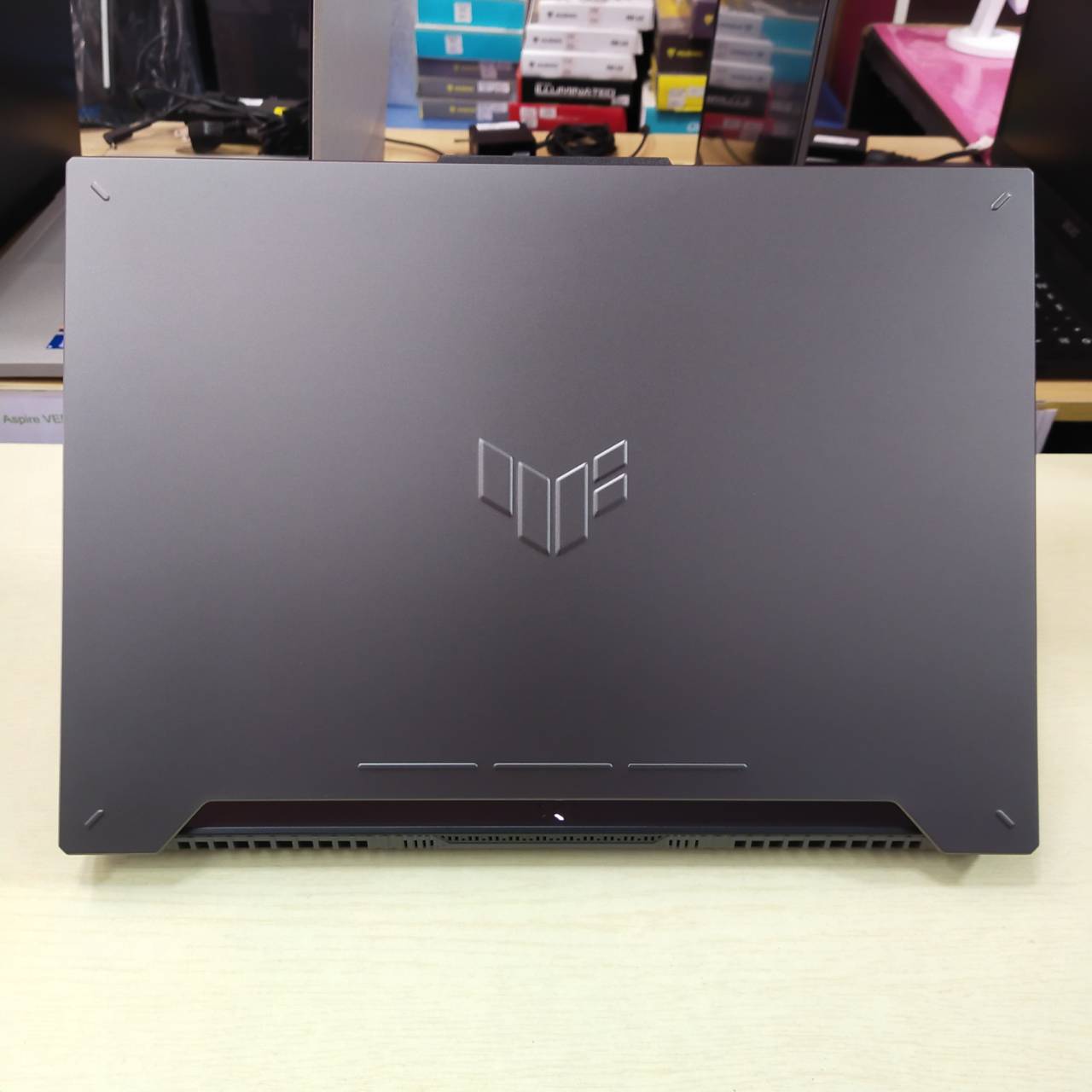 ASUS TUF GAMING A15 FA507NUR-LP037W *เครื่อง 1 เดือน* สภาพเครื่อง 100% ไร้ริ้วรอย (ประกันศูนย์ 13/10/2027)