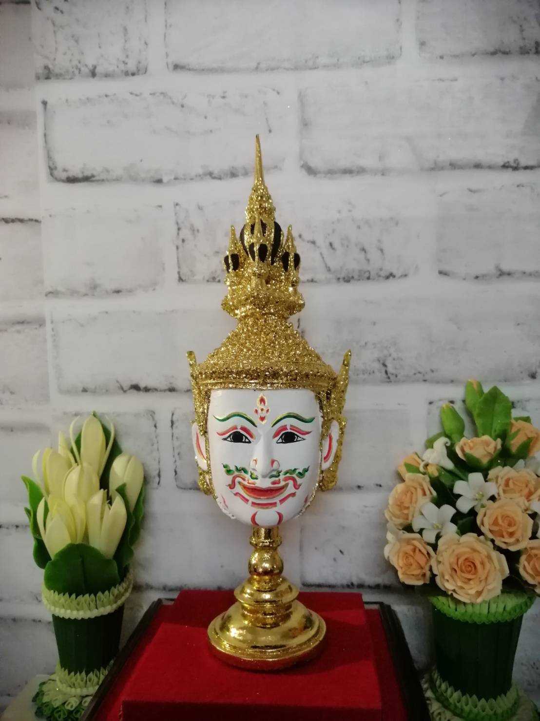 พระปัญจะสิงขร ขนาดกลาง เรซิ่นปิดทอง พร้อมฐานปิดทอง