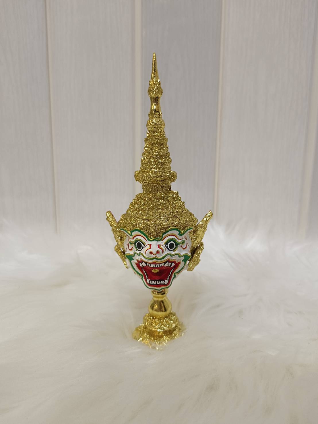 หัวโขนจิ๋ว หนุมานครองเมือง เกรดพรีเมี่ยม พร้อมฐานตีลายปิดทอง (เรซิ่น)