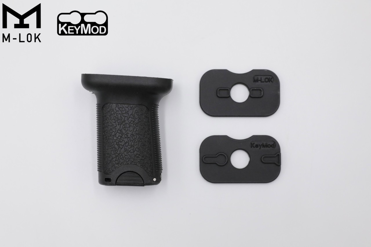 กริ๊ปมือหน้า TD รุ่น M-Lok/Keymod (BCM STYLE SHORT VERTICAL GRIP) (ใช้ได้กับชุดหน้าระบบราง M-Lok และ ระบบราง Keymod เท่านั้น) น้ำหนัก : 51 กรัม ขนาด : กว้าง 44 mm. สูง 72 mm. หนา 25 mm. คุณสมบัติ : ผลิตจากโพลิเมอร์ น้ำหนักเบา ติดตั้งง่าย สามรถติดตั้งได้กั