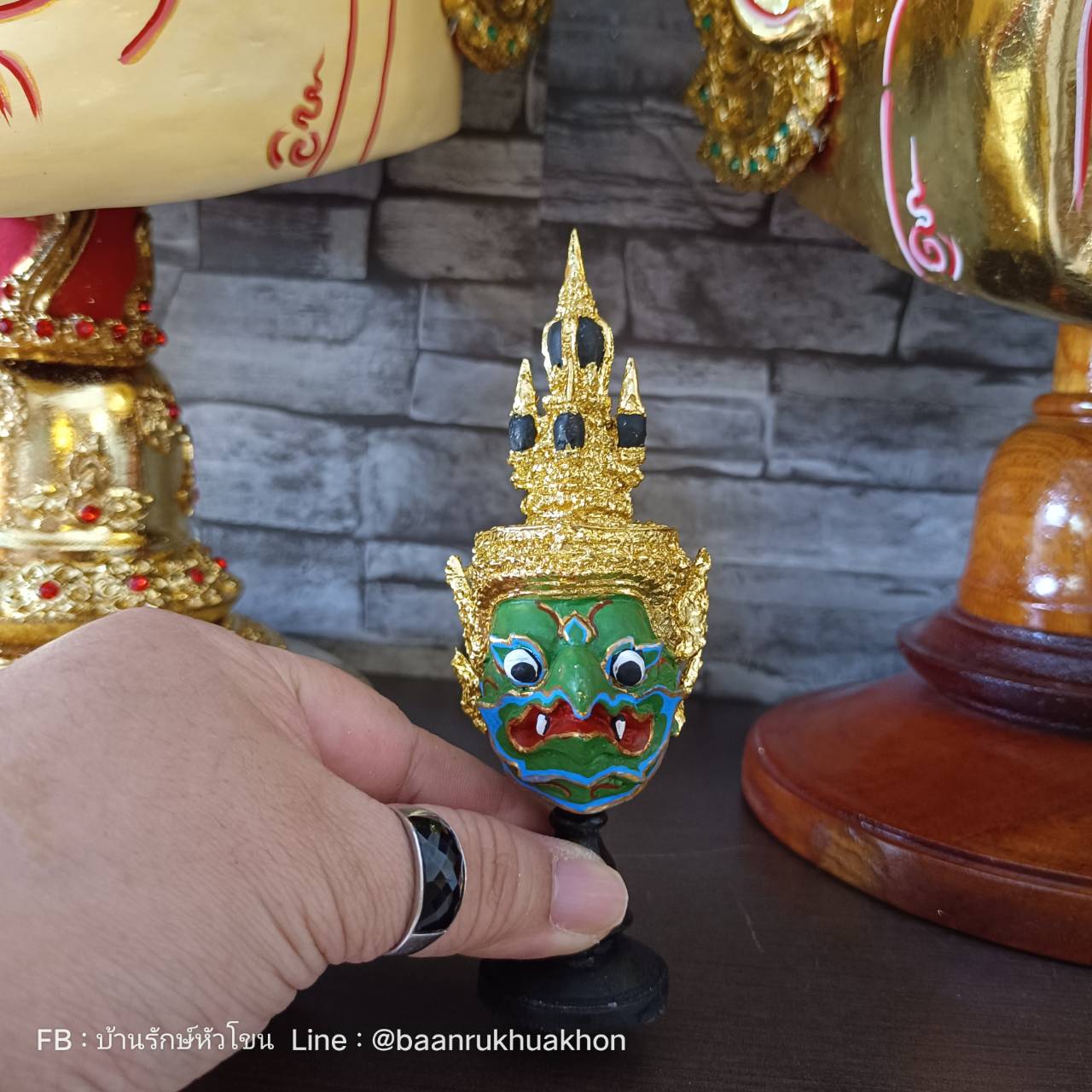 ครุฑ ขนาดจิ๋ว เรซิ่น พร้อมฐานสีดำ (ตั้งหน้ารถ)