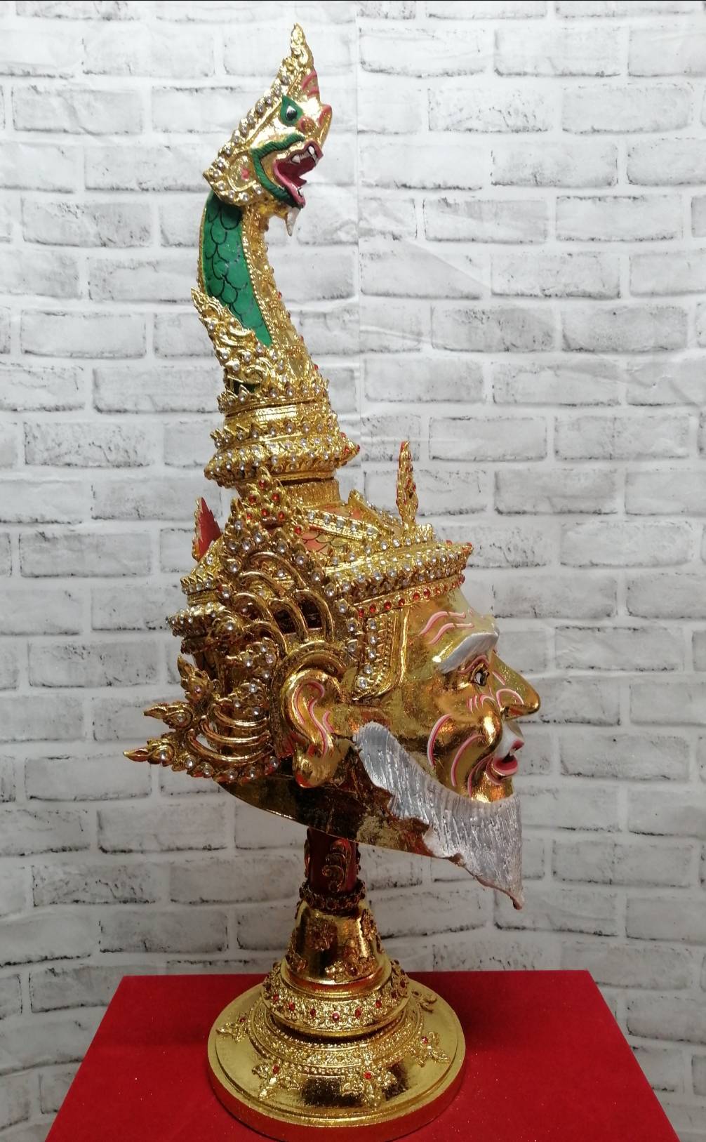 ปู่ภุชงค์ ปู่พญานาค พญานาคราช พร้อมฐานไม้สีแดง