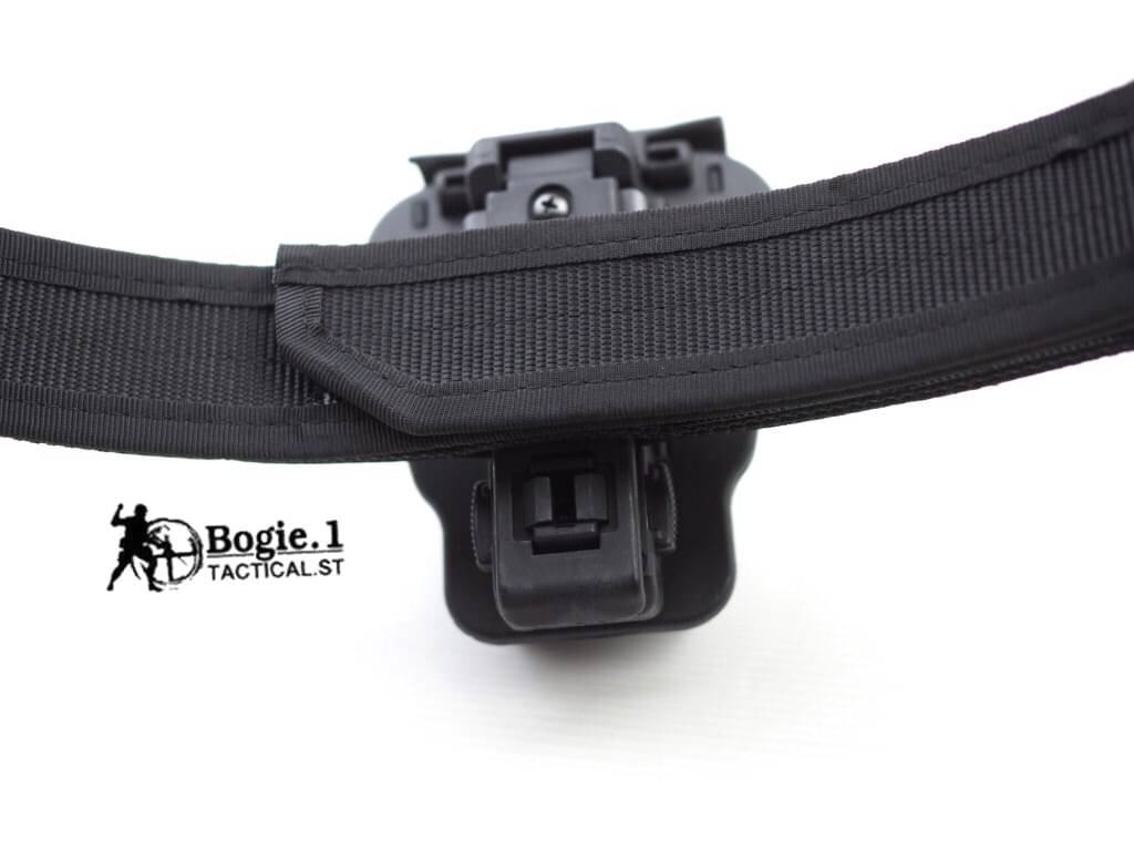 New.Bogie1 ซองกุญแจมือโพลิเมอร์ รุ่น 360 ปรับหมุนได้ 360 องศา มีฝาปิดซองกุญแจมือ สามารถถอกออกได้ ใส่กุญแจมือได้ทั้งแบบโซ่ และ บานพับ มีตัวล็อคภายในทำให้กุญแจมือเเน่น ไม่หล่นง่าย แม้ขณะวิ่ง แยกชิ้นส่วนได้