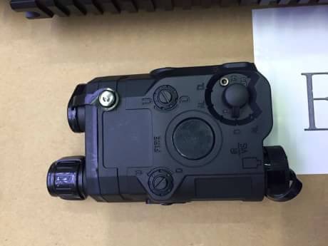 New.ปืนยาวไฟฟ้า (ตระกูลM4) JR Custom Gen.2 เวอร์ชั่น JR Custom เจนทูหรือเจนสองคือ ปืนที่ทำการอัพเกรดอุปกรณ์ภายในมาจากโรงงาน อุปกรณ์ที่ทางโรงงานอัพเกรดมาได้แก่ -ลูกสูบฟันเหล็กจากโรงงาน เหนียว ทน -บูทแบริ่ง8มม อย่างดี จากโรงงาน ทน แน่นอ E&C 101 ราคาพิเศษ