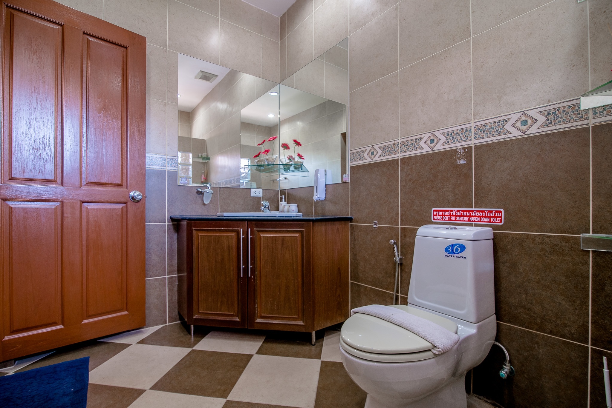 HR 7001 บ้านสุวรรณ 1 คาราโอเกะ โต๊ะพูล