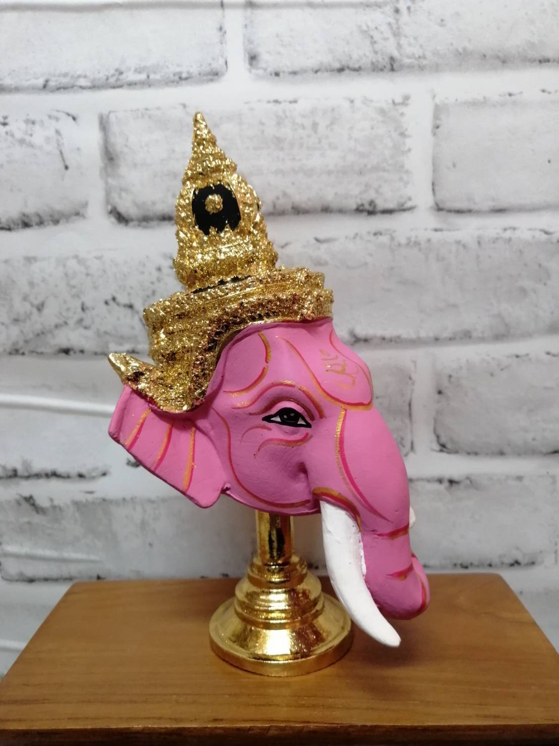 พระพิฆเนศ (สีชมพู) ขนาดกลาง 4 นิ้ว พร้อมฐานปิดทอง