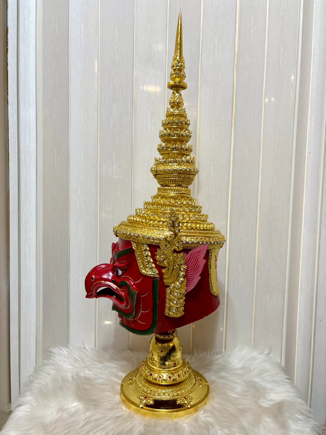 พญาครุฑ ยอดแหลม ขนาดครอบ (สีแดง)