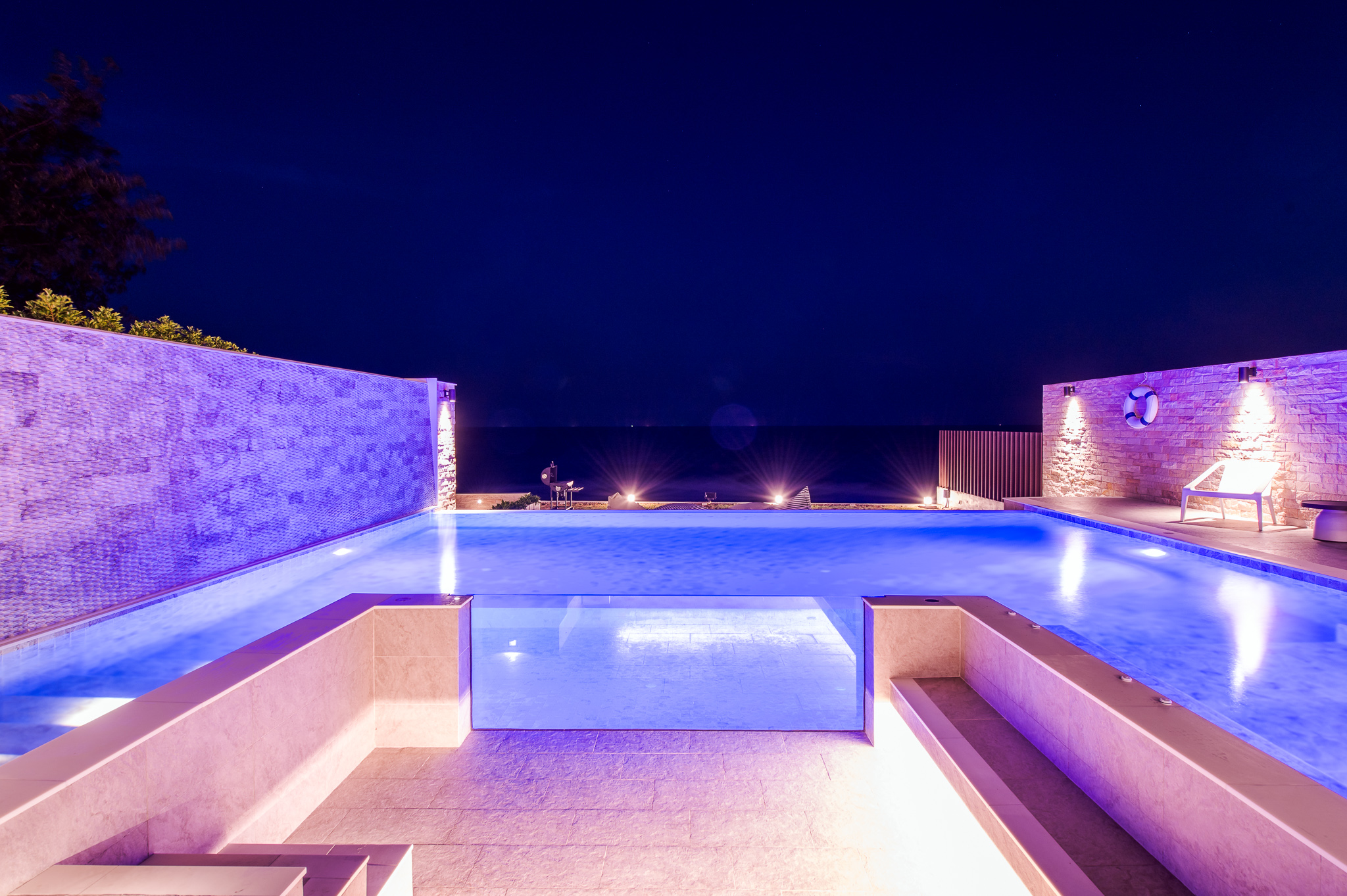 HR15066 บ้านพักติดทะเลหัวหิน The Casa Rocca Beach Villa HuaHin