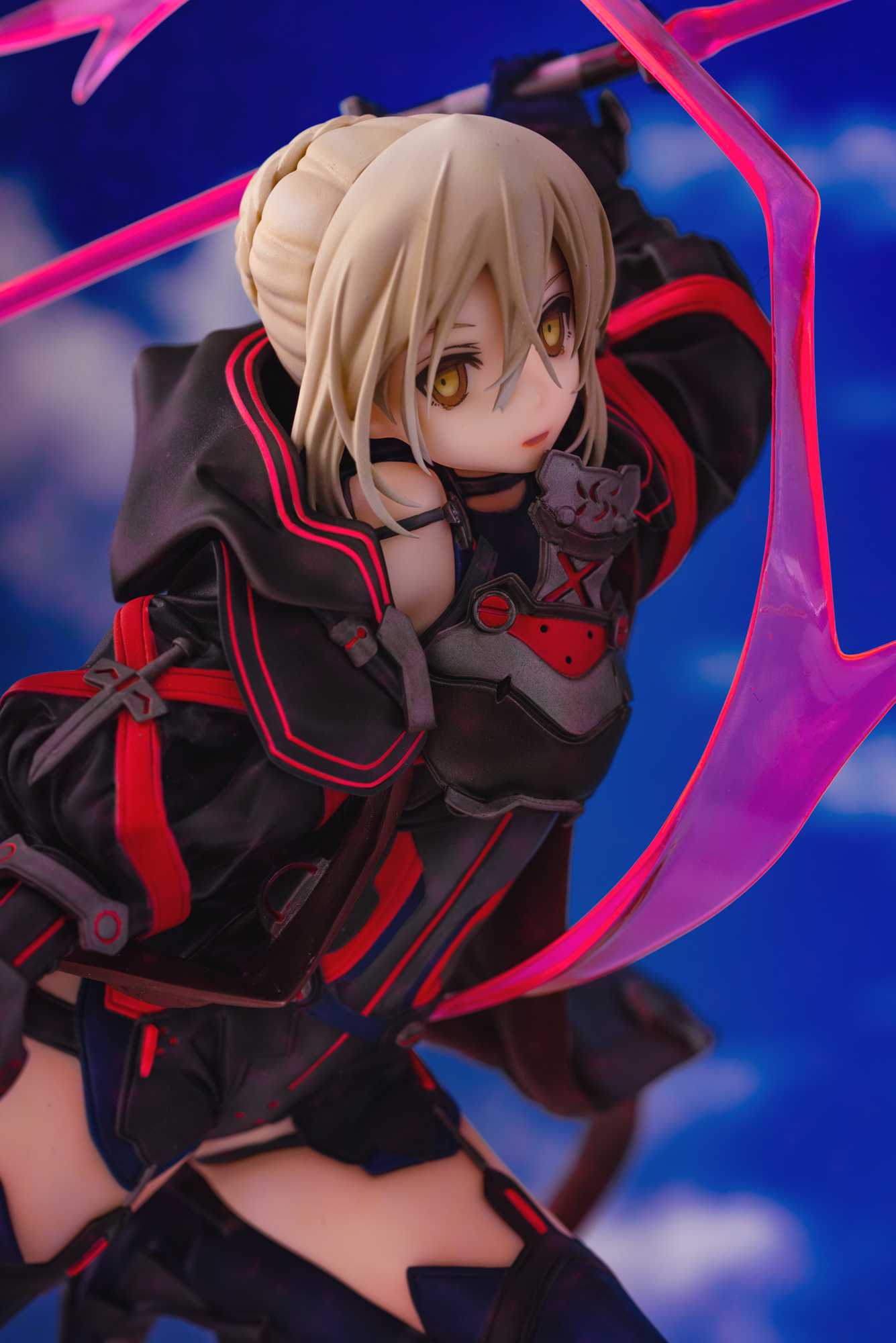 เปิดจอง : Mysterious Heroine X Alter