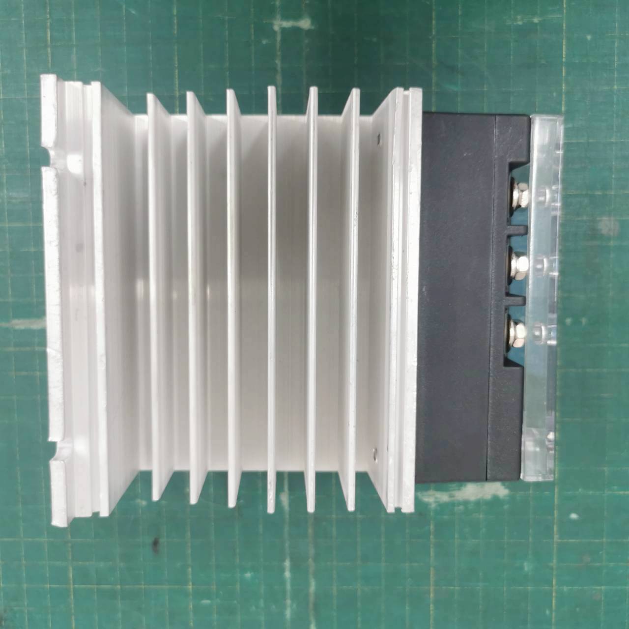 โซลิดสเตต พร้อมฮีทซิงค์ CELDUC SVT965960E Heat shrink อลูมิเนียมระบายความร้อน