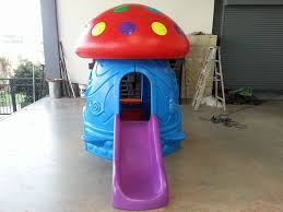 บ้านเห็ดยักษ์กระดานลื่น