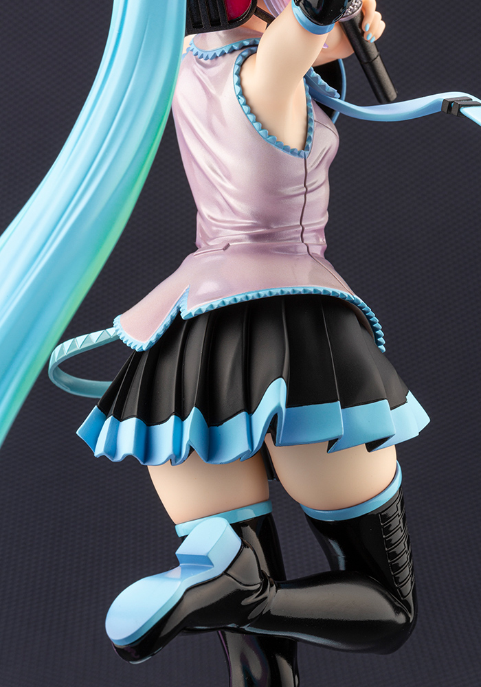 เปิดจอง : Hatsune Miku feat. MY LITTLE PONY BISHOUJO STATUE