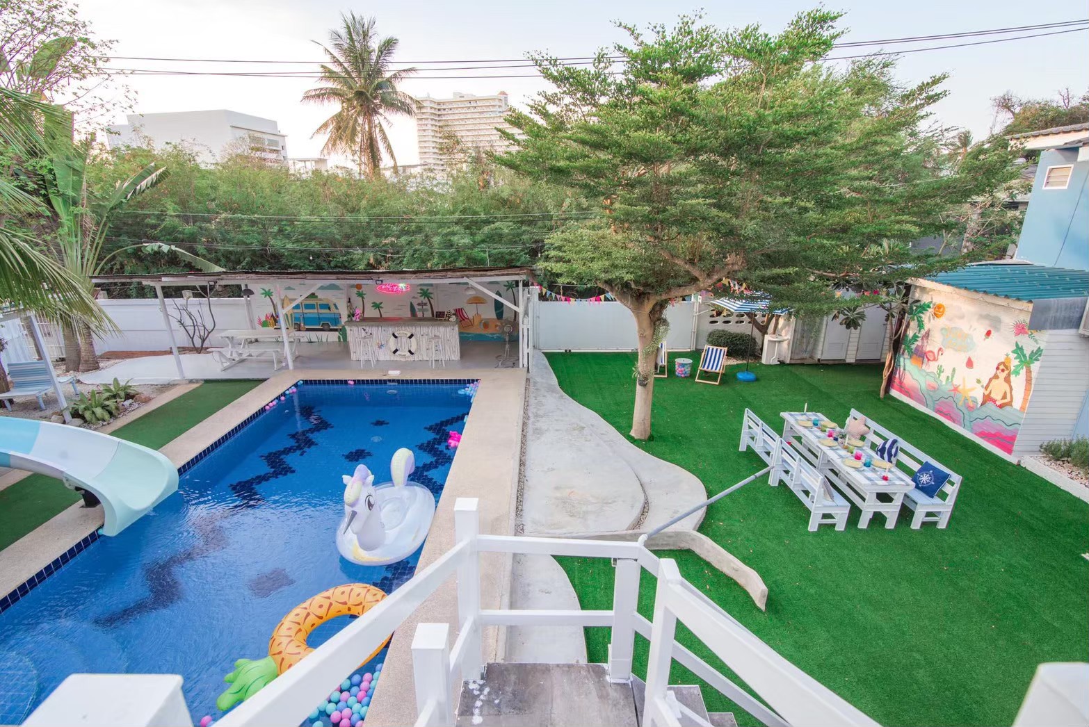 HR15011 บ้านพักติดทะเลหัวหิน บ้านวินเซิฟ พูลวิลล่า