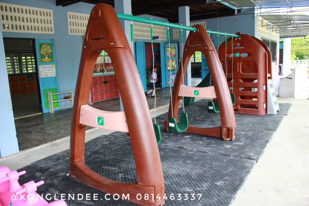 ชุดชิงช้ากลางป่า