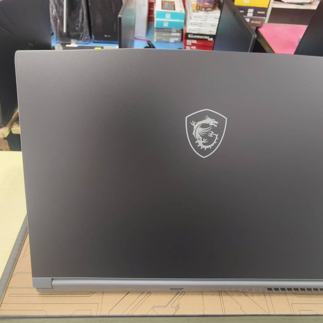 MSI THIN 15 B12UCX-1428TH สภาพเครื่อง 95% ประกันศูนย์ 26/11/2026