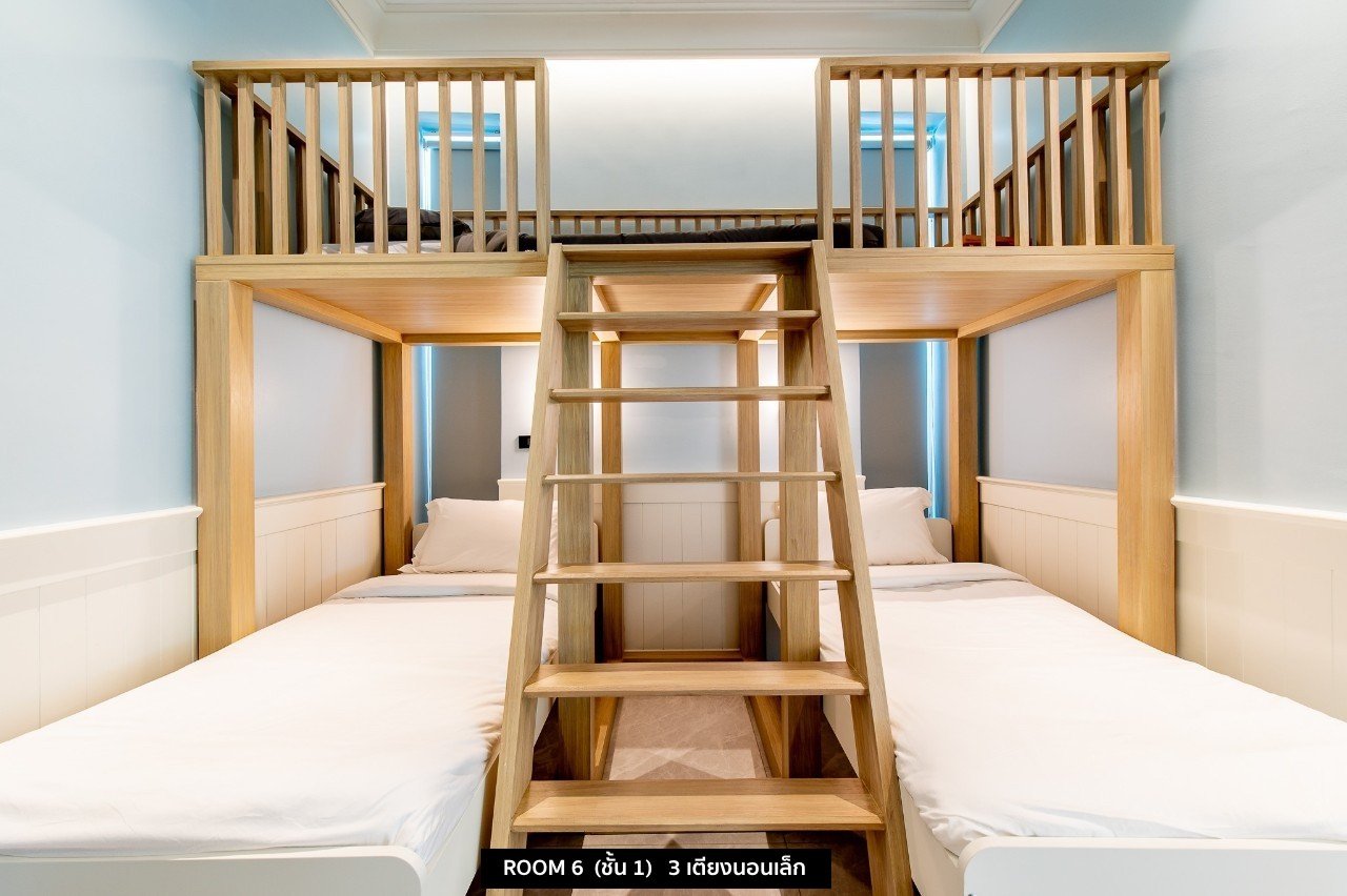 HR15030 บ้านพักติดทะเล The Vacation Beach Pool Villa Cha Am