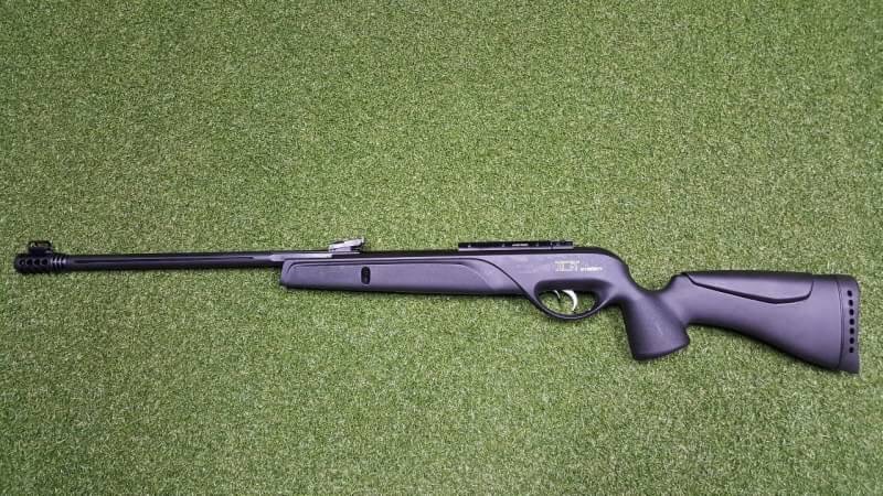 ปืนอัดลมGamo Socom Storm IGT Air Rifle เบอร์ 2 ✔ไกปืนรุ่นใหม่ SAT (Smooth Action Trigger) ไกนิ่ม ระยะลากไกน้อย ปรับระยะลากไกได้ ✔รางจับกล้องขนาด 11mm มีรูสำหรับฝังสมอที่ขากล้อง ✔ศูนย์ หน้า-หลัง เส้นเล็ง Fiber Optic เรืองแสง ✔Sp