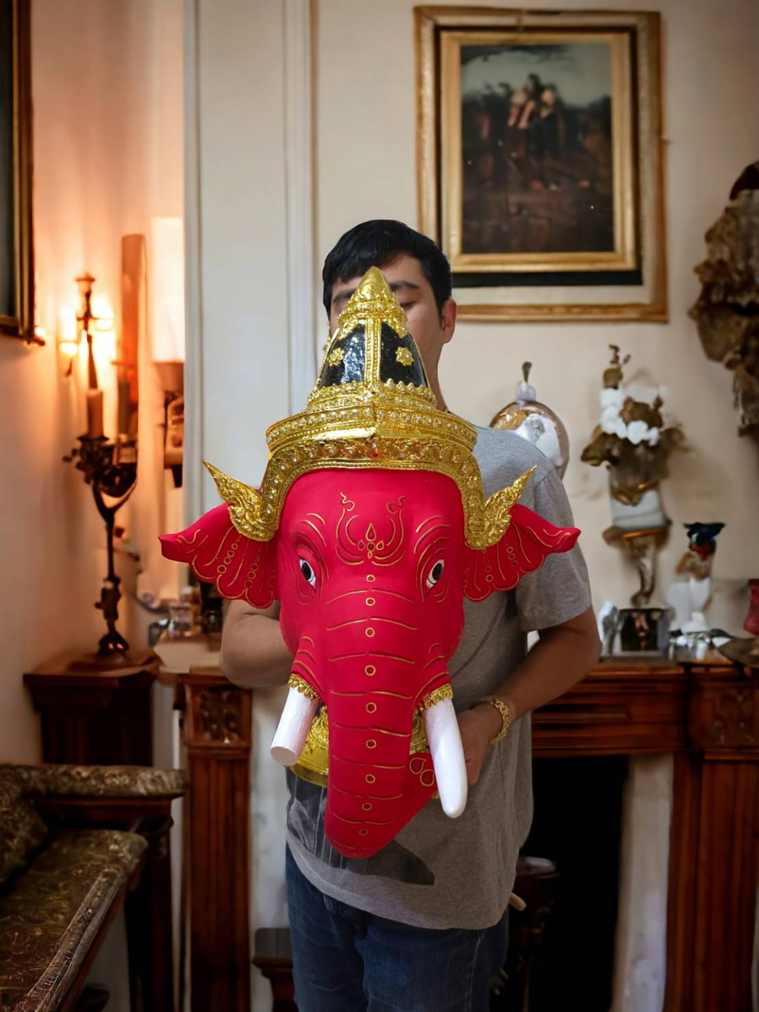 เศียรครู พระพิฆเนศ ขนาดครอบ พร้อมฐานไม้อัดสีแดง