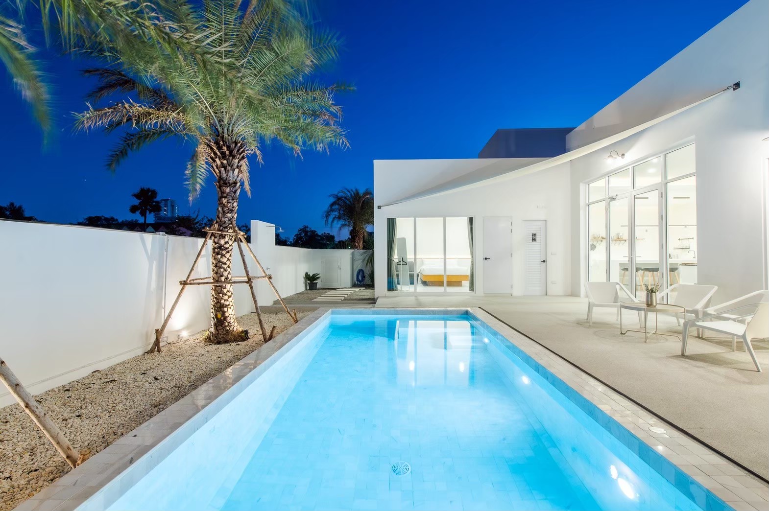 HR15052 บ้านพักใกล้ทะเล The Cube Villa Cha Am