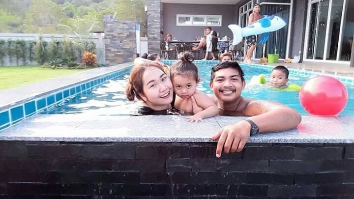 HR 5005 บ้านภูผา คาราโอเกะ โต๊ะพูล