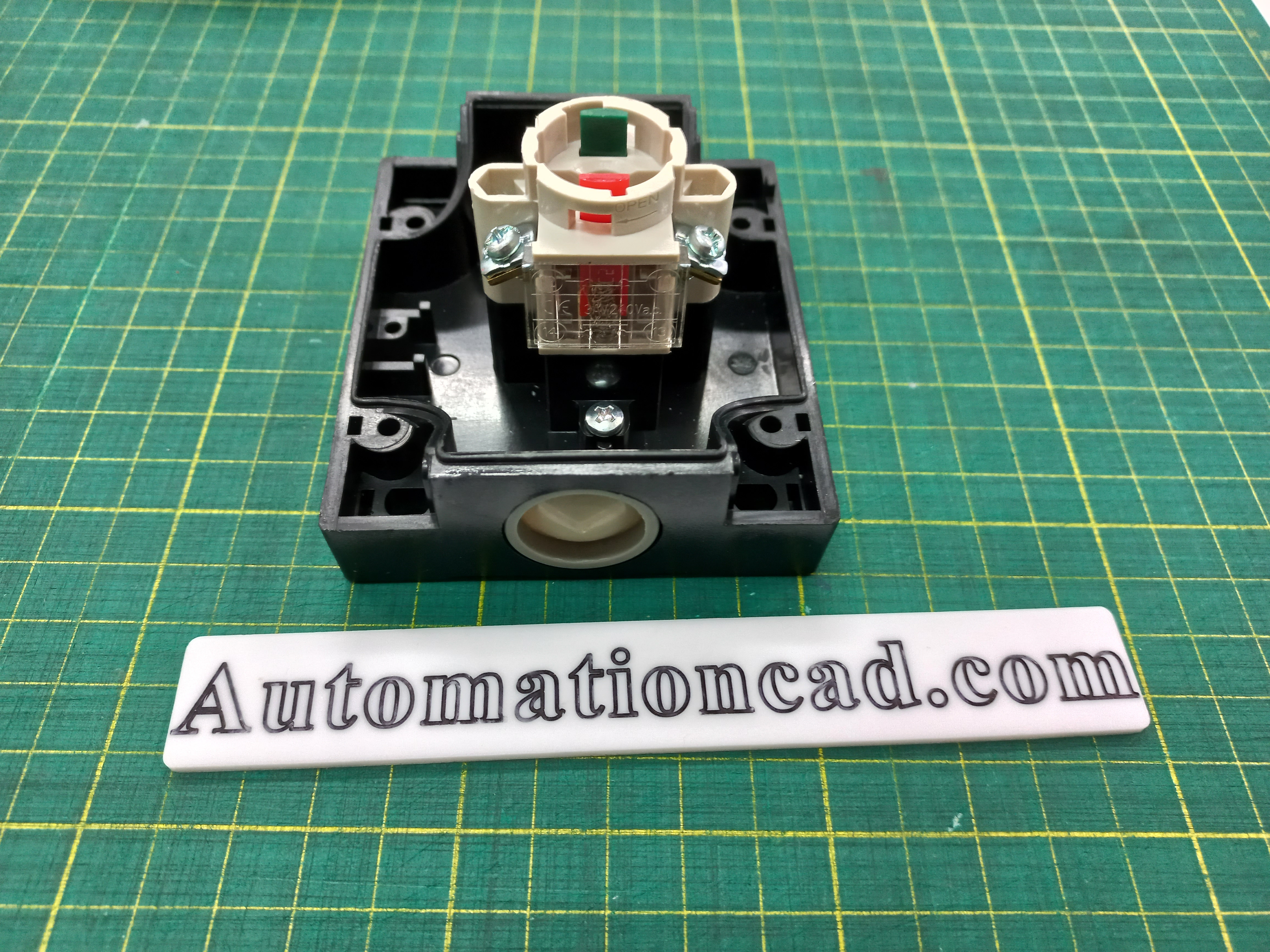 TEND บ็อกพลาสติกพร้อม Emergency Switch 1 ปุ่ม Φ25-30mm Control Station