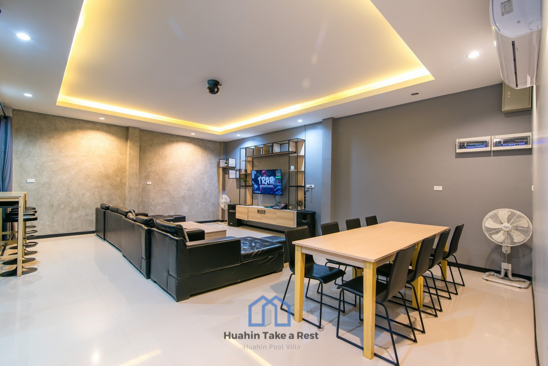 HR6001 บ้านพักชะอำ เซฟโซน ปาร์ตี้