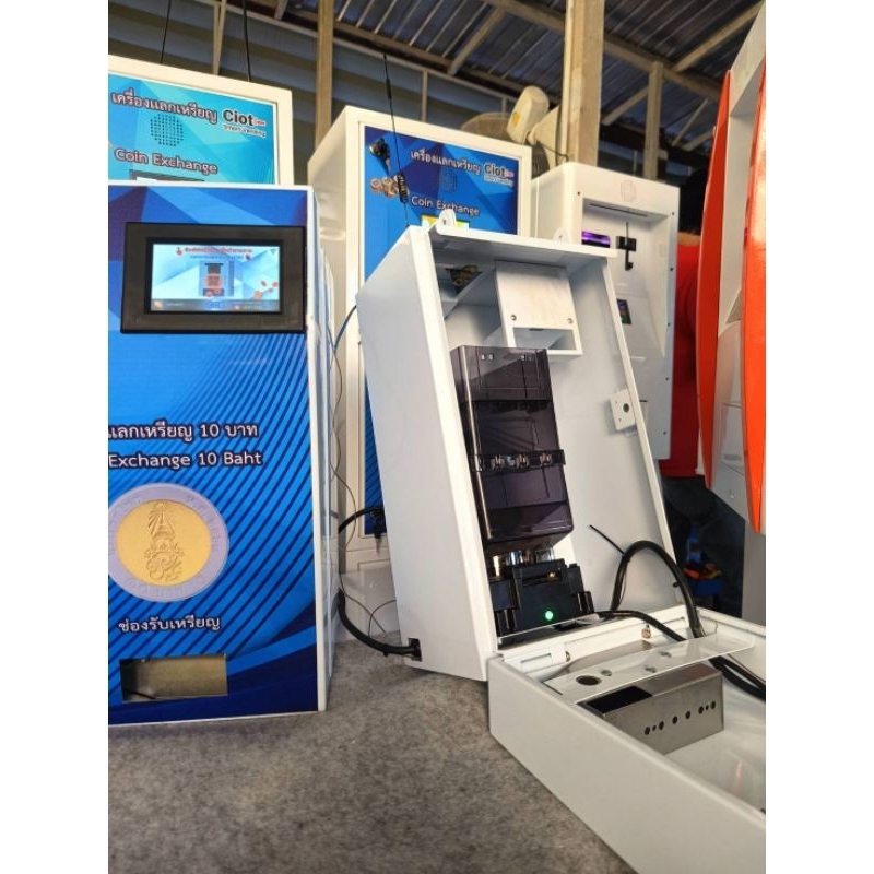 เครื่องแลกเหรียญQR แบบติดผนัง รุ่นไม่มีตัวรับแบงค์