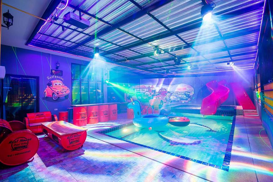 HR4017 บ้านพักเรซซิ่ง ชะอำ