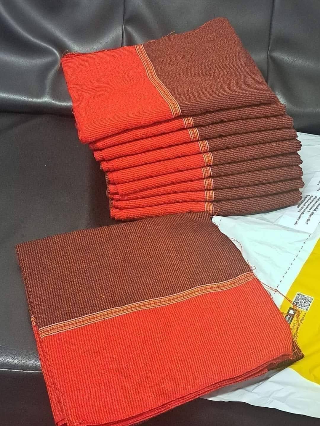 ผ้ามัดหมี่ตีนแดง ผ้าซิ่นตีนแดง ผ้าฝ้ายตีนแดง ผ้าทอพื้นเมือง บุรีรัมย์ ลายอัปสรา 4 เมตร