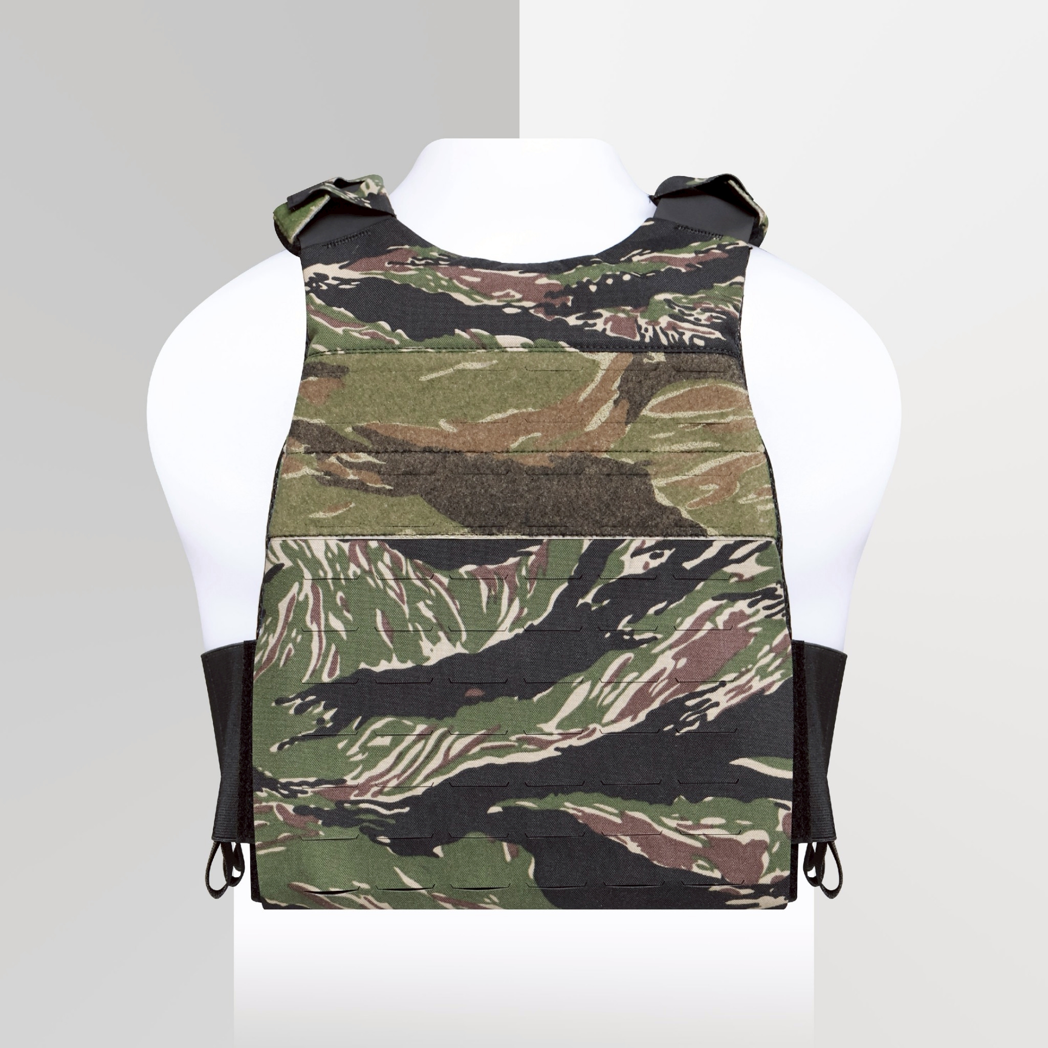 New. เสื้อเกราะปลดไว FCSK 3.1 VEST (COMPLETE SET) - FCSK 3.1 VEST 500D - MK3 TACTICAL MAG POUCH - FERRO STYLE SHOULDER PADS - MINI DANGLER DROP POUCH 500D สีพรางดำ MCBK , ไทเกอร์ Tiger