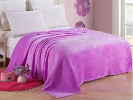 ผ้าห่มนาโนแบบหนา นุ่มมาก ขายส่งยกกระสอบ 60 ผืน คละสี (แบบสีพื้น) ต่อผืน 165. ขนาดประมาณ 170x200 cm. ประมาณ 5.5ฟุต กระสอบละ 9900.ส่งฟรีขนส่งเอกชน