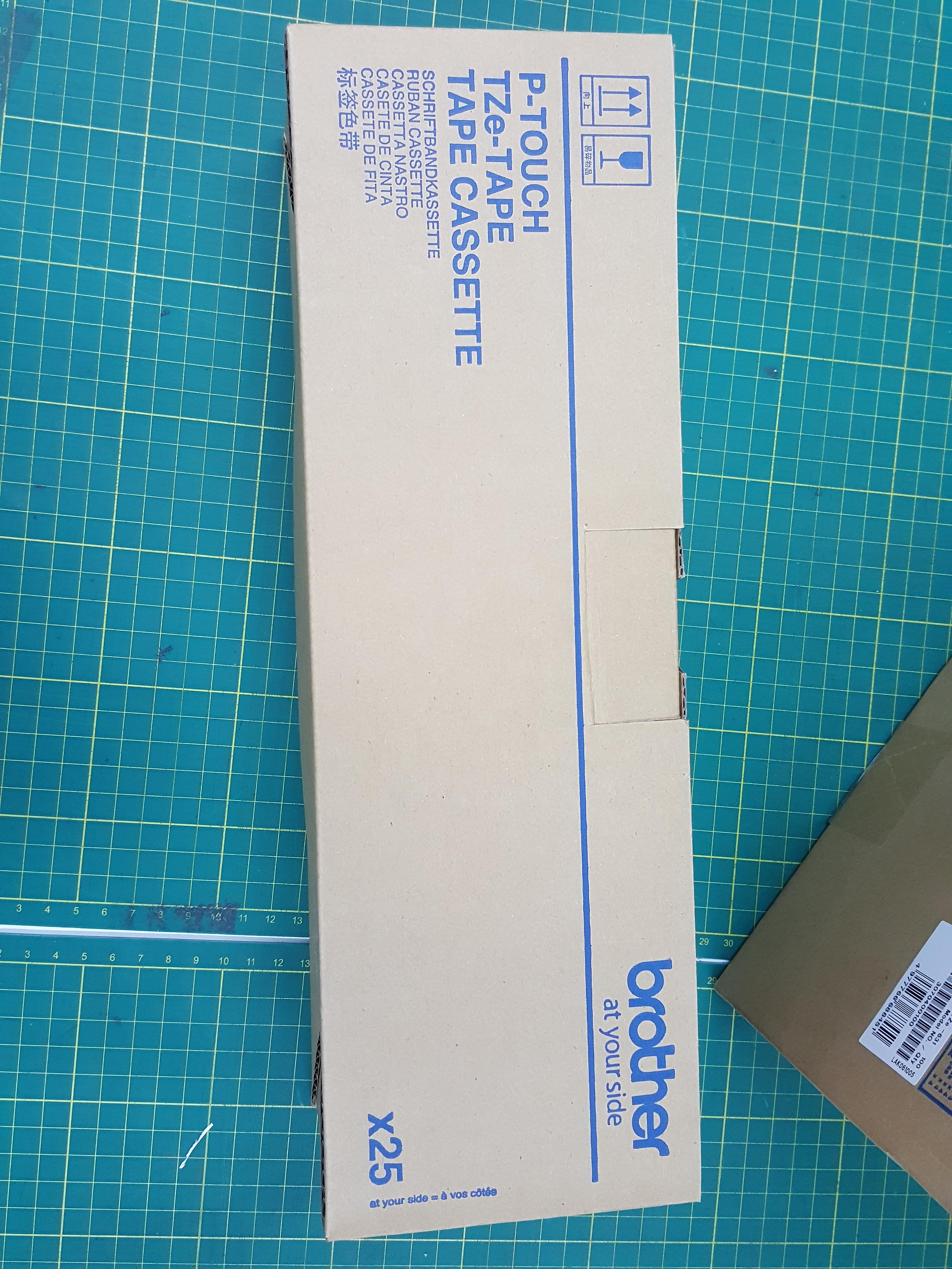 เทปพิมพ์อักษร TZE-221 9 มม. BROTHER ของแท้ ราคาถูก ส่งไว อักษรสีดำ พื้นสีขาว