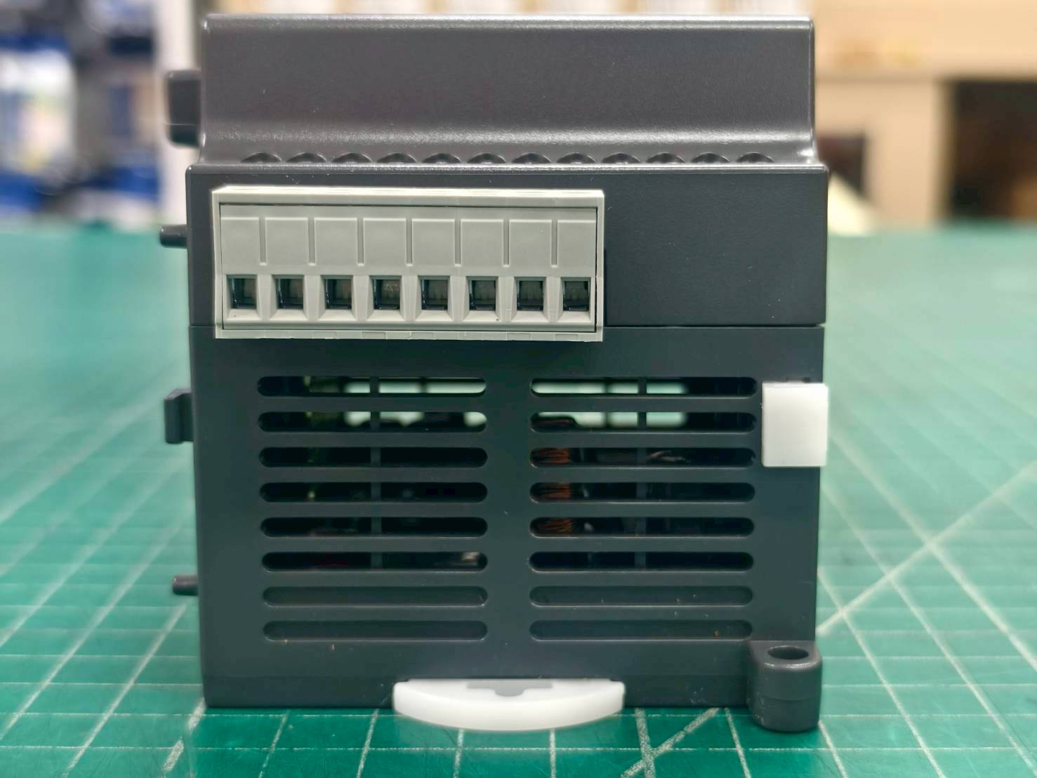 DVP04AD-E2 Delta 4CH Analog In Module สำหรับซีรีส์ DVP-ES3/ES2/EX2