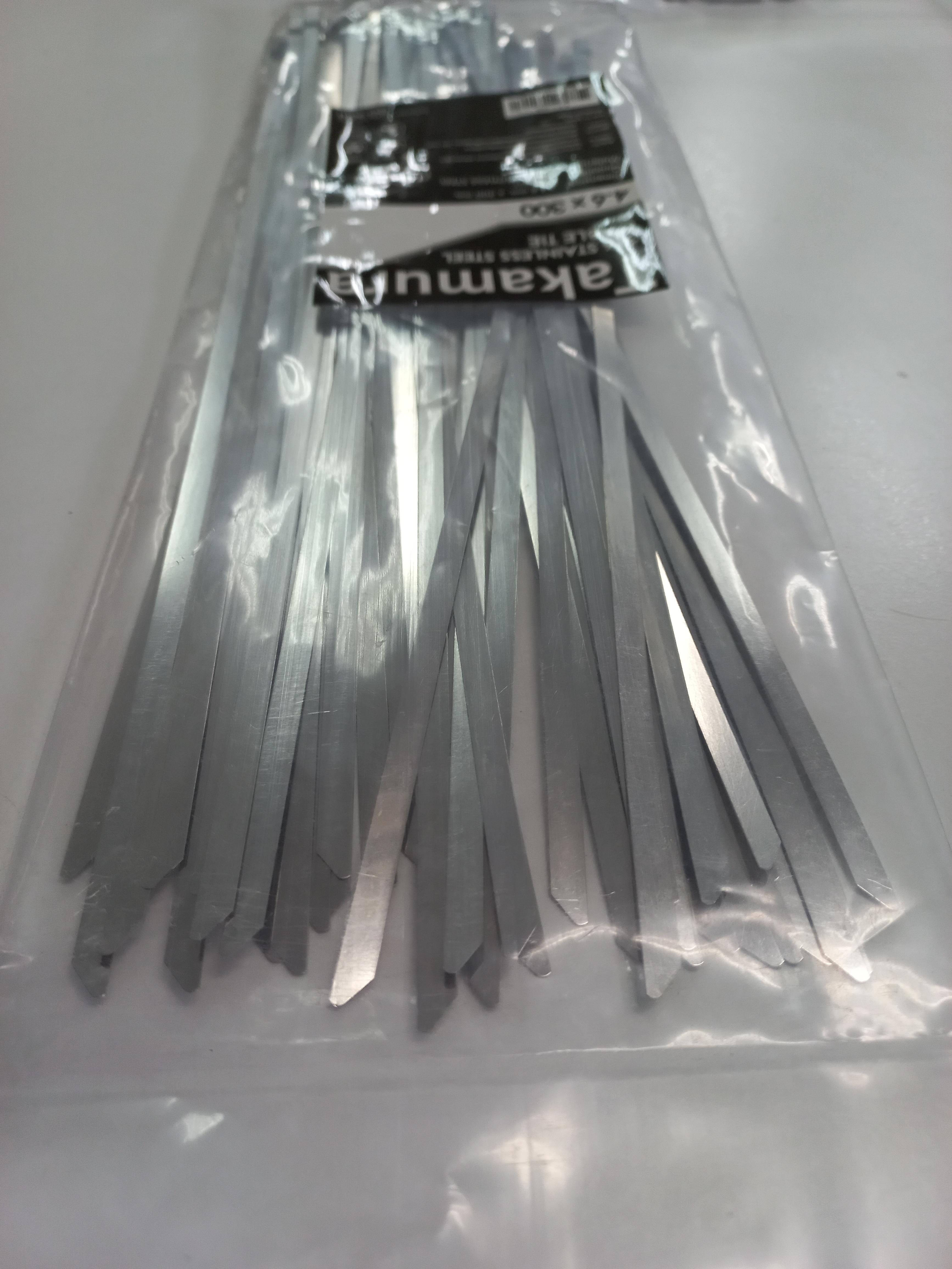 เคเบิ้ลไทร์สแตนเลส Takamura 4.6*300 mm 1 ถุง 50 เส้น CABLE TIE Stainless