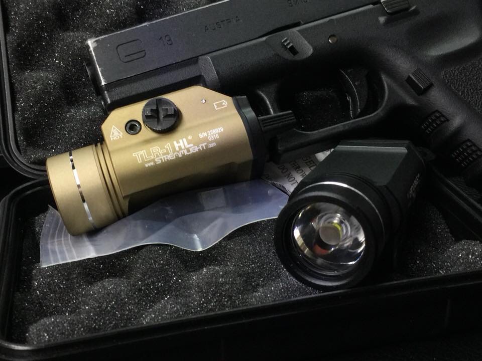 www.bkkboy.lnwshop.com New.ด่วนๆครับ สินค้ามาใหม่ครับ Streamlight TLR-1 Style Weapon Flashlight สีดำ / สีทราย Q5 LED:150LM/60Min Battery:2*CR123A ราคาพิเศษ