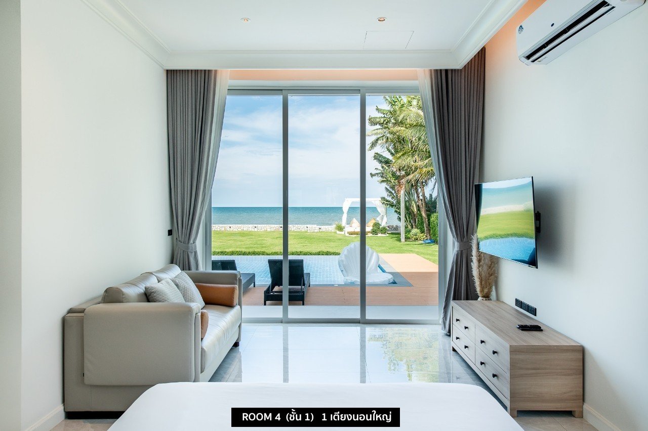 HR15030 บ้านพักติดทะเล The Vacation Beach Pool Villa Cha Am