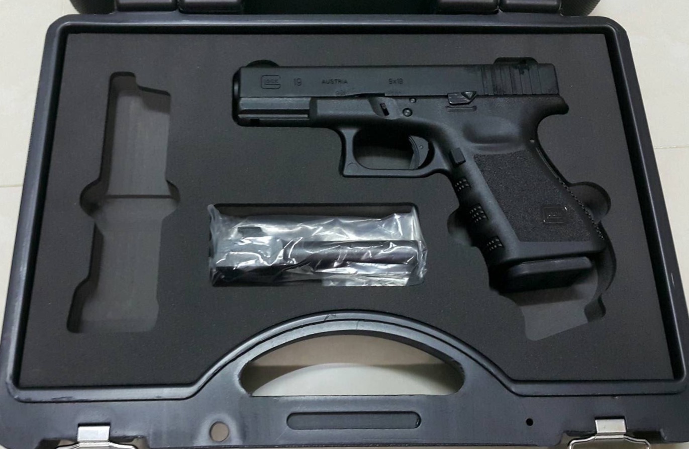 New.ปืนสั้น VFC GLOCK19 มาพร้อมกล่องปืน แรง แม่น ราคาพิเศษ