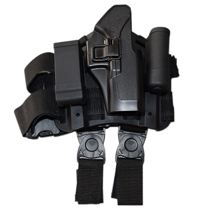 ชุดซองปืนพกนอกรัดต้นขา ยี่ห้อ Black Hwak รุ่น Sig Sauer Pro สำหรับปืน : Sig Sauer P320/220 คุณสมบัติ : #เพลตรัดต้นขามาพร้อมสายรัด4จุด หัวล็อคปลดไวได้ ทำให้คล่องตัว และ สะดวกสบาย #พร้อมซองแม็กกระซีนเดี่ยว 1ช่อง และ ซองไฟฉาย 1ช่อง(สามารถเปลี่ยนเป็นซองแม็กกร