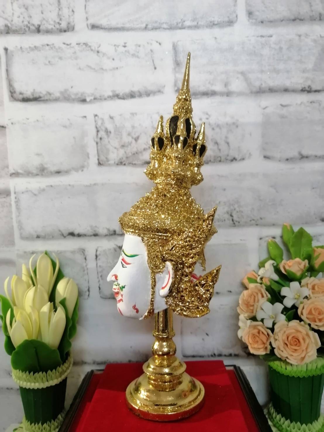 พระปัญจะสิงขร ขนาดกลาง เรซิ่นปิดทอง พร้อมฐานปิดทอง