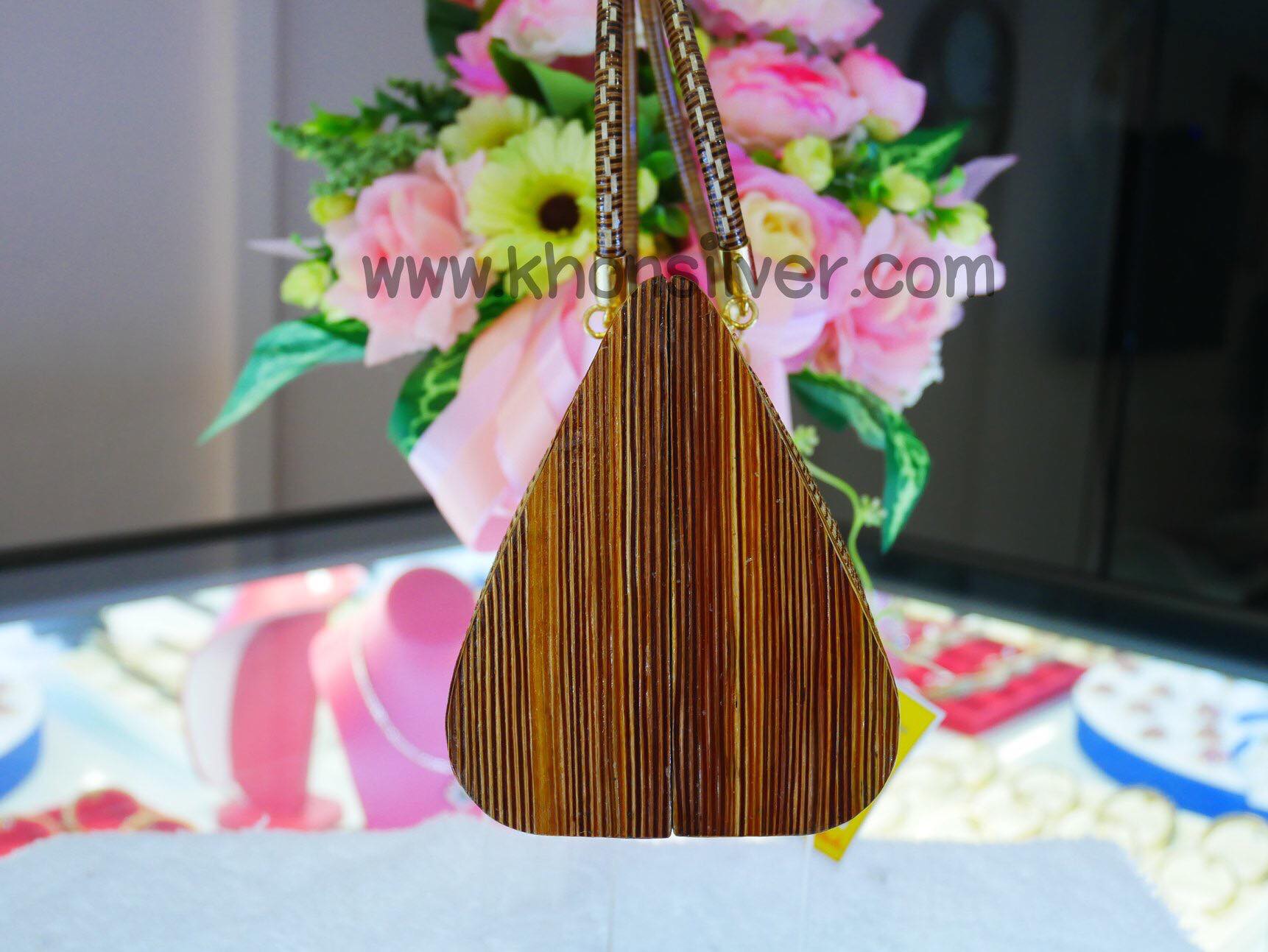 กระเป๋าย่านลิเภา