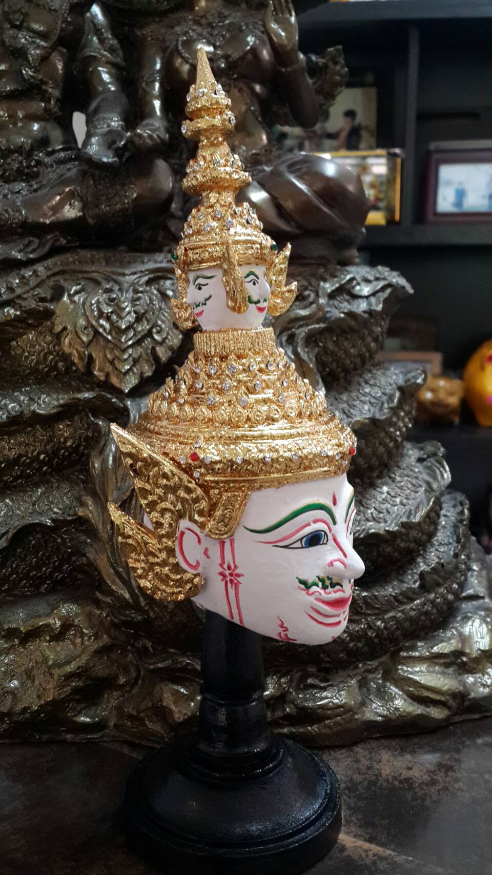 พระพรหม ประดับเพชร